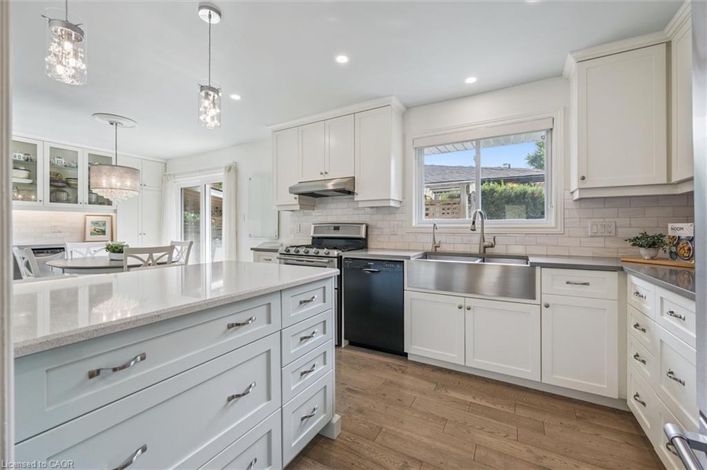 4 Carnaby Crescent