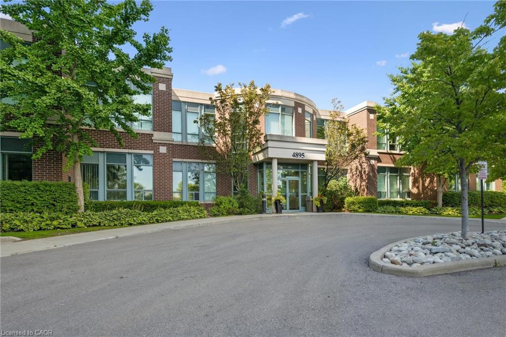 1710-4889 Kimbermount Avenue Unit: 1710