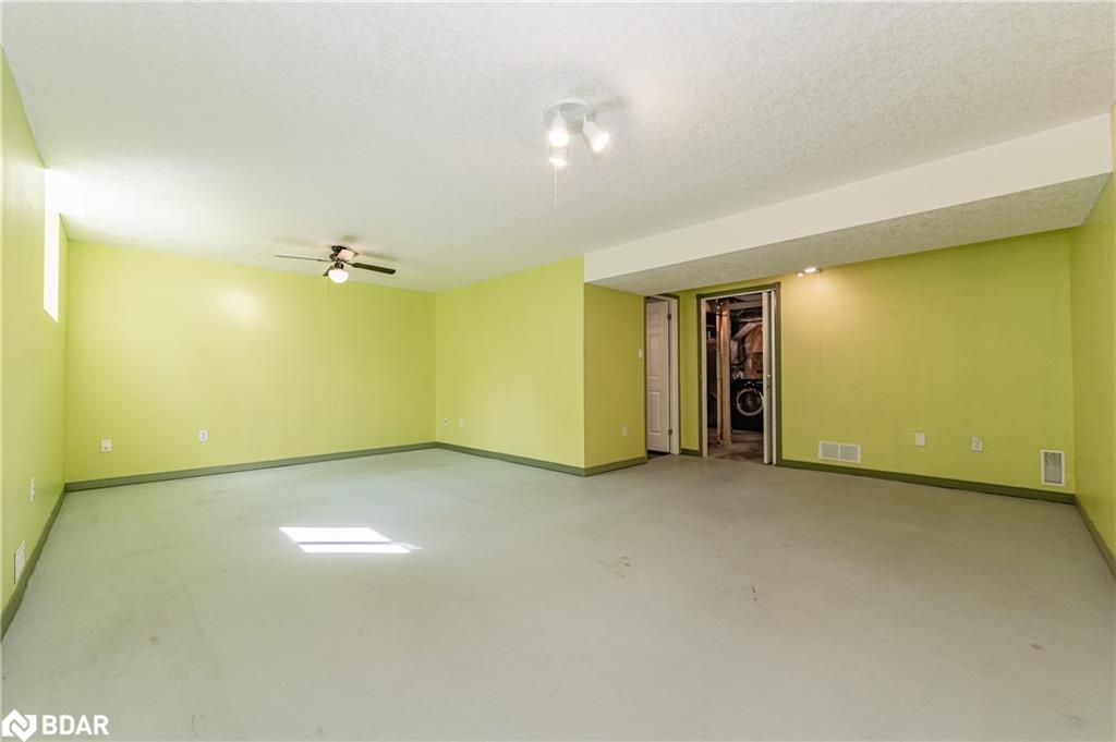 4 Bronwyn Place