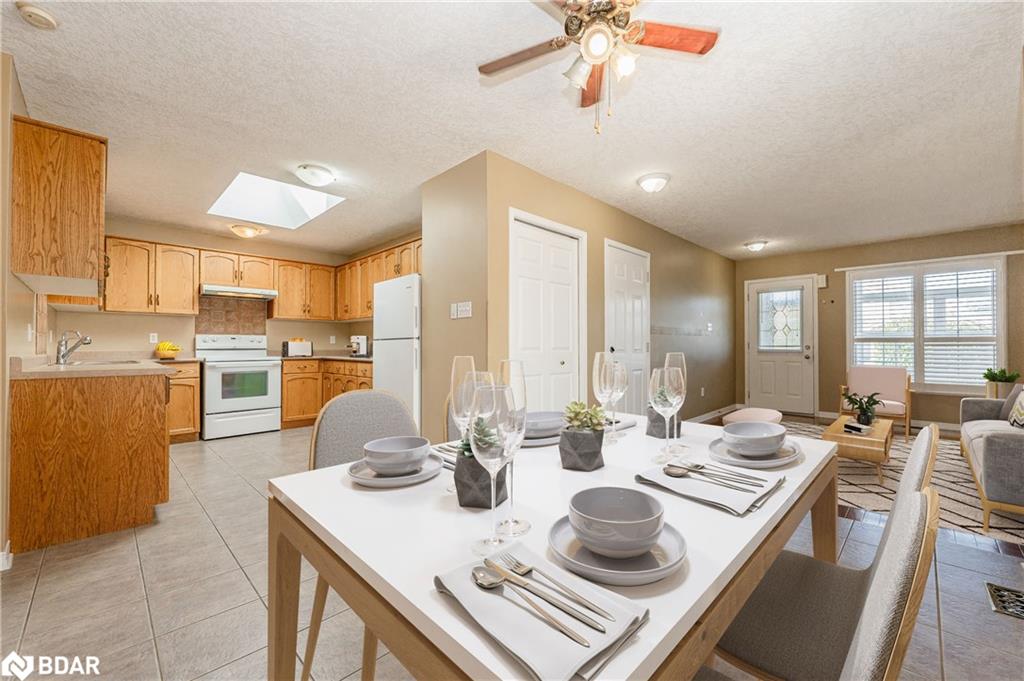 4 Bronwyn Place