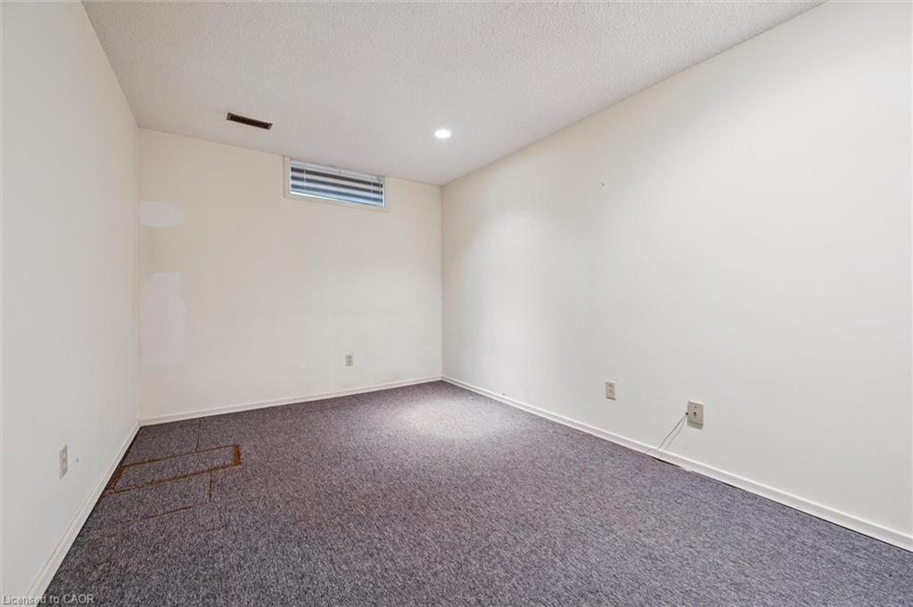 15 Jodi Place