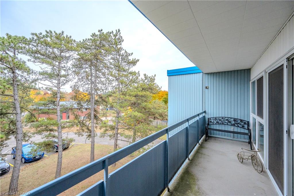 511-105 Conroy Crescent Unit: 511