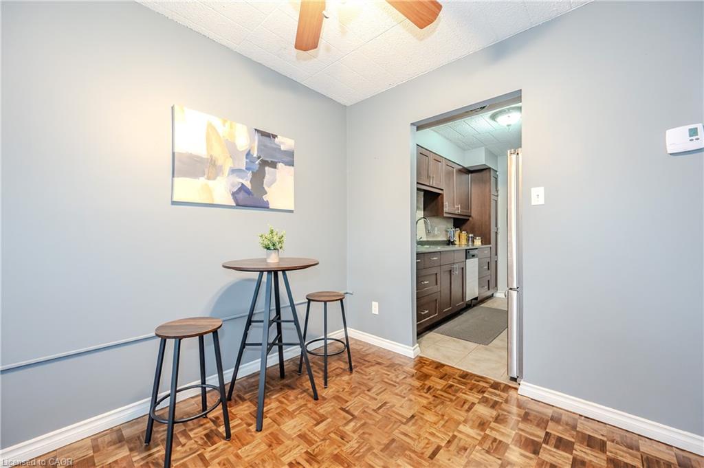 511-105 Conroy Crescent Unit: 511