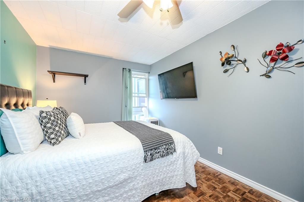 511-105 Conroy Crescent Unit: 511