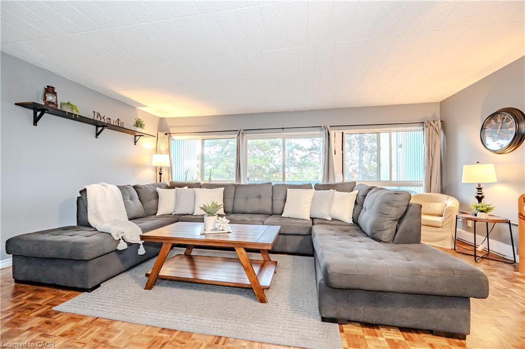 511-105 Conroy Crescent Unit: 511