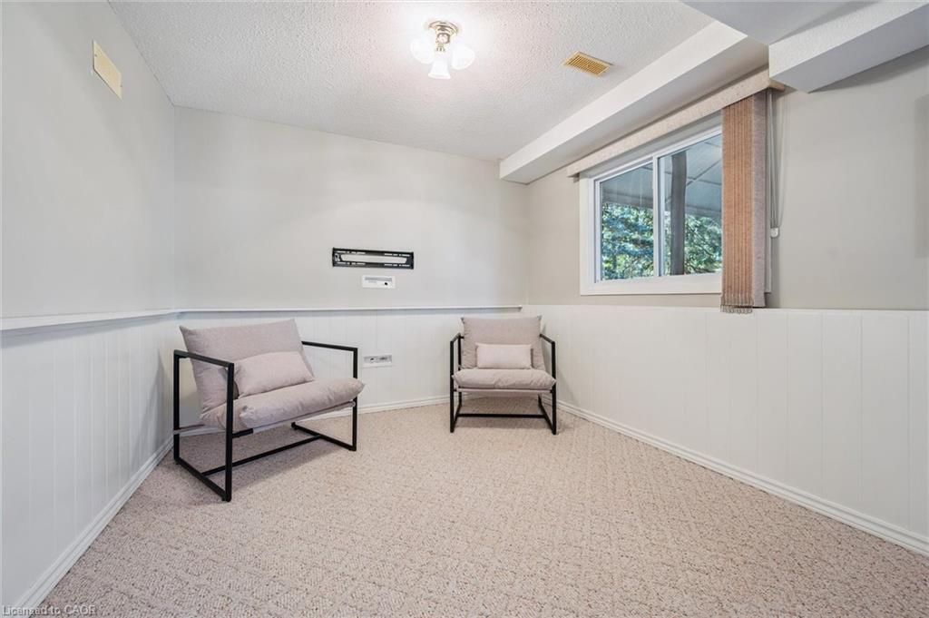 75 Shadybrook Crescent