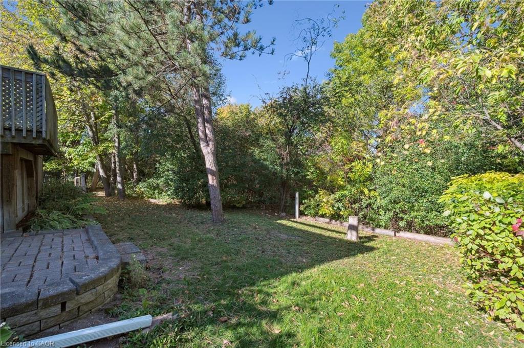 99 Schroder Crescent