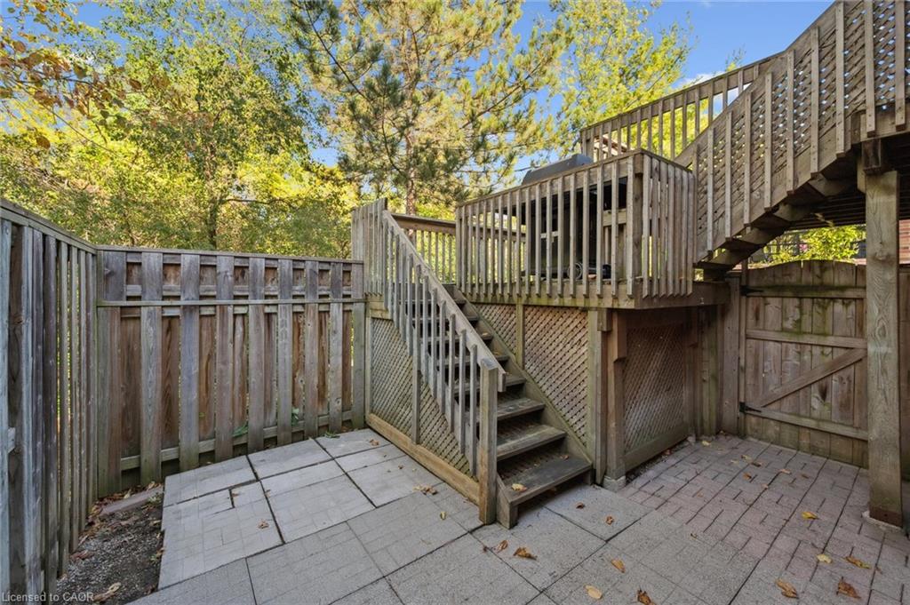 99 Schroder Crescent