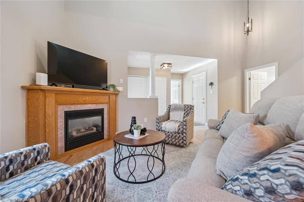 99 Schroder Crescent