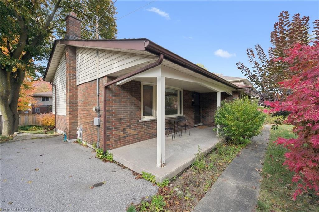 27 Cedar Street
