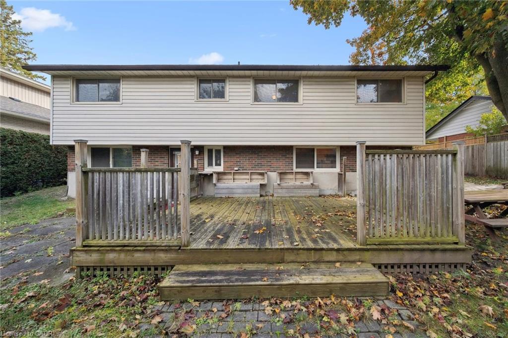 27 Cedar Street