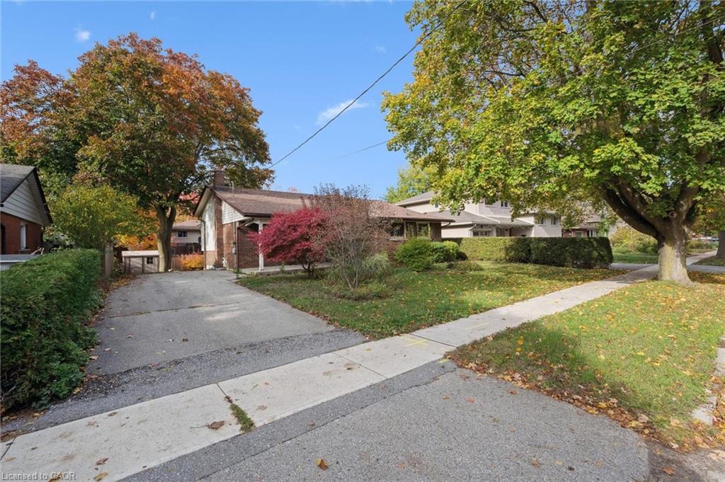 27 Cedar Street