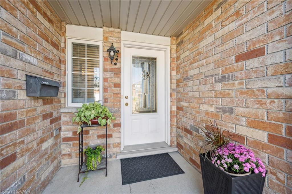 26 Hasler Crescent