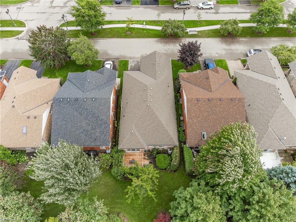 24 Beechlawn Boulevard