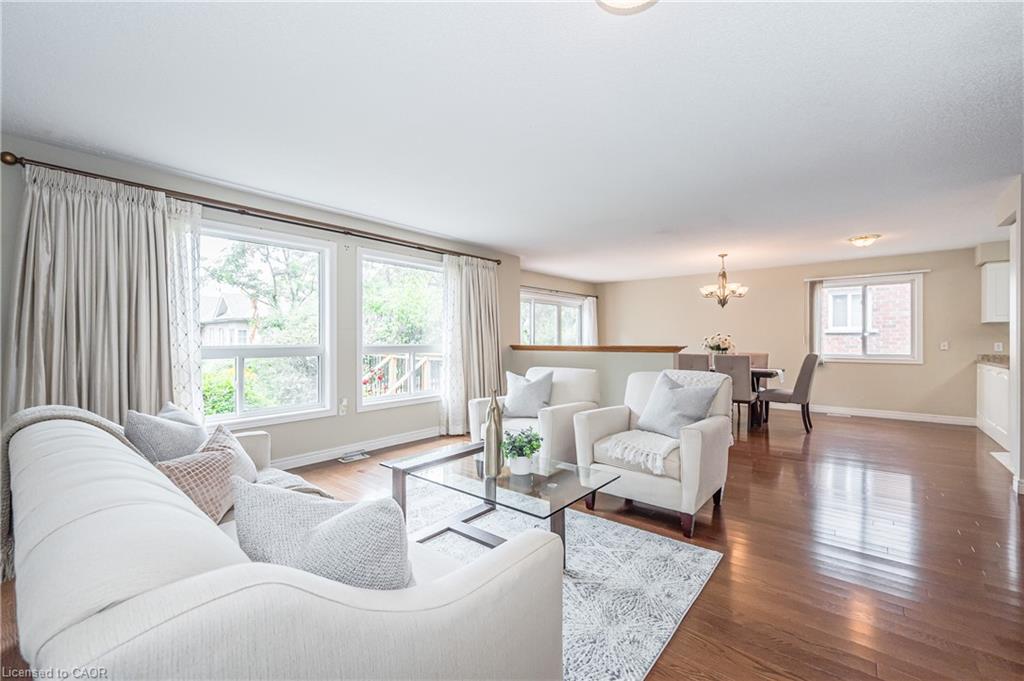 24 Beechlawn Boulevard