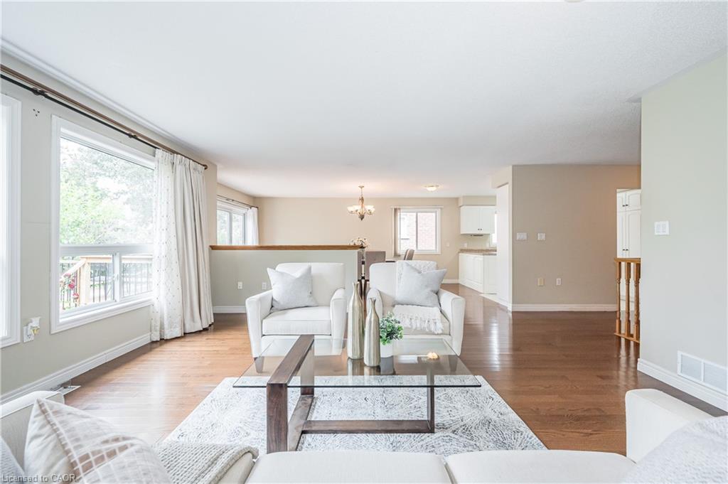 24 Beechlawn Boulevard