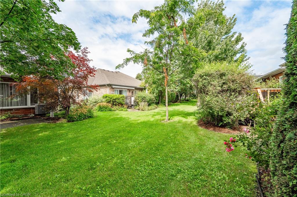 24 Beechlawn Boulevard
