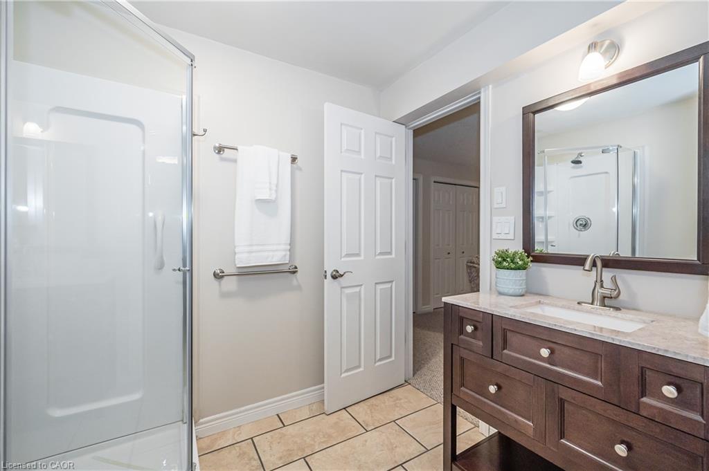24 Beechlawn Boulevard