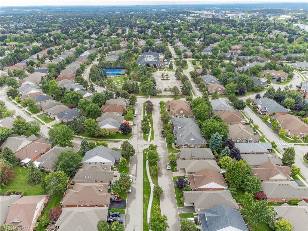 24 Beechlawn Boulevard
