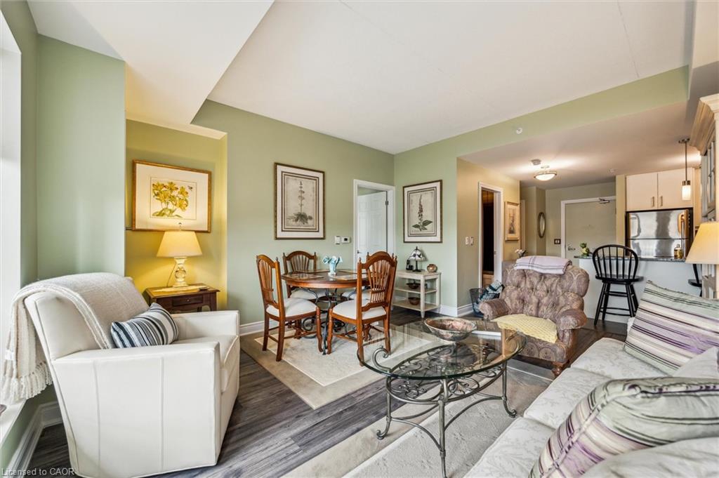 202-106 Bard Boulevard Unit: 202