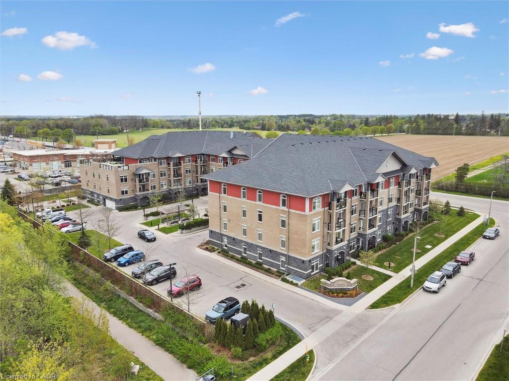 202-106 Bard Boulevard Unit: 202