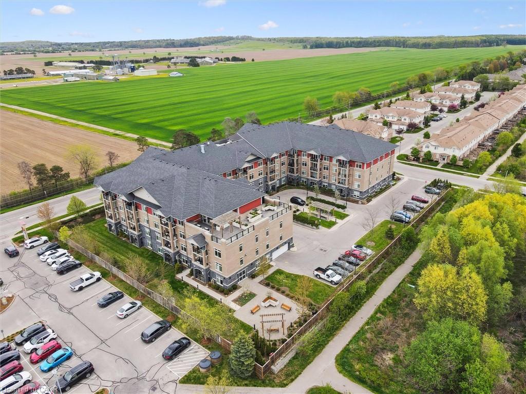 202-106 Bard Boulevard Unit: 202