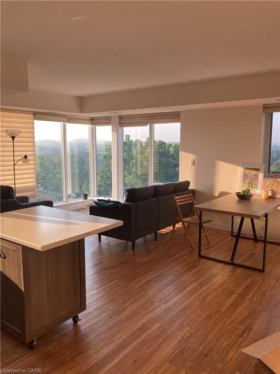 605-5 Gordon Street Unit: 605