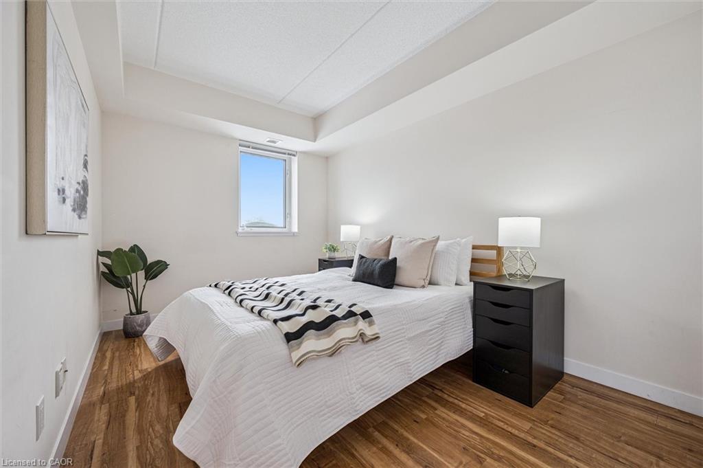 605-5 Gordon Street Unit: 605