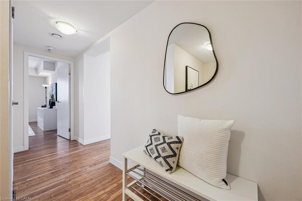 605-5 Gordon Street Unit: 605