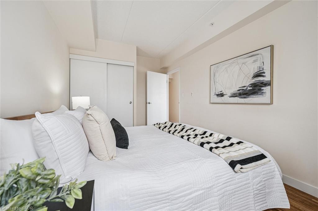605-5 Gordon Street Unit: 605