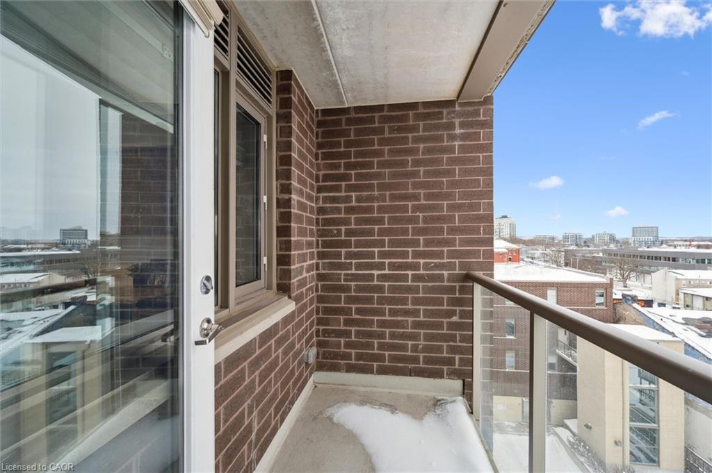 605-5 Gordon Street Unit: 605