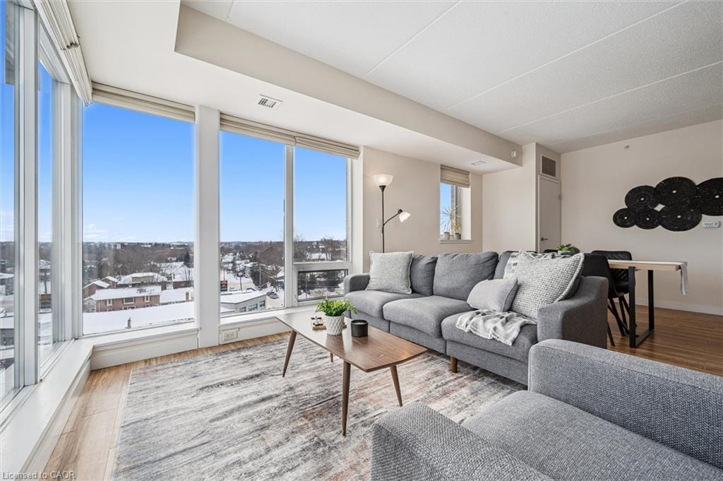 605-5 Gordon Street Unit: 605