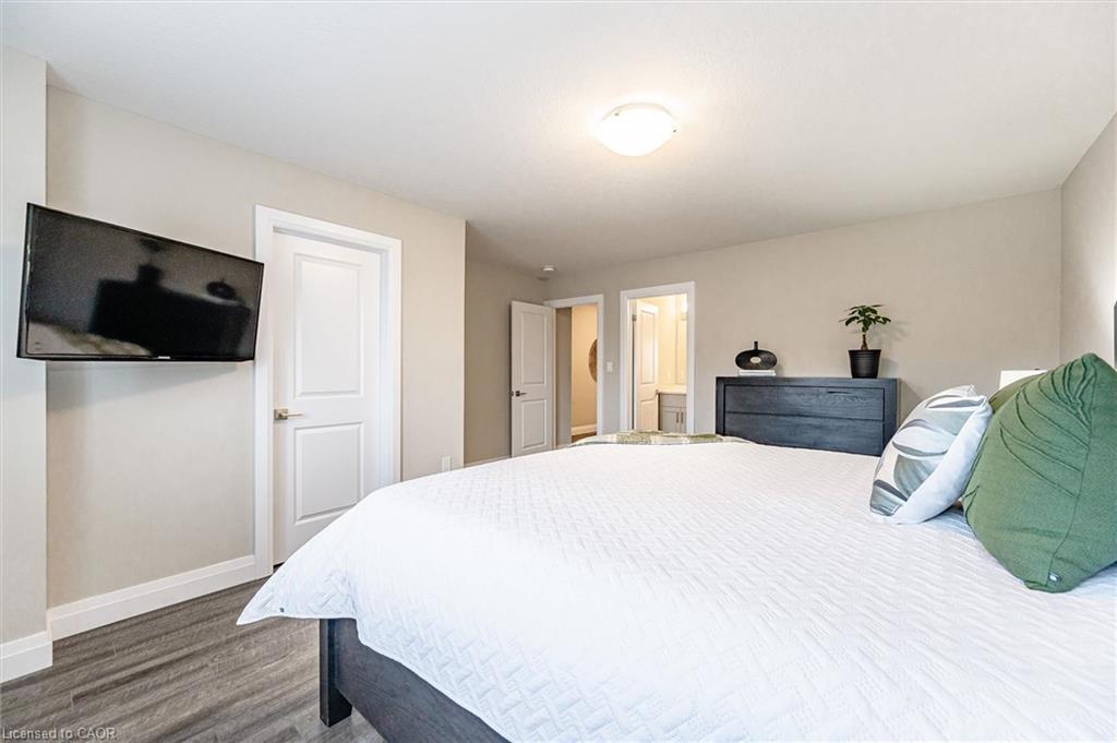 3-35 Wideman Boulevard Unit: 3