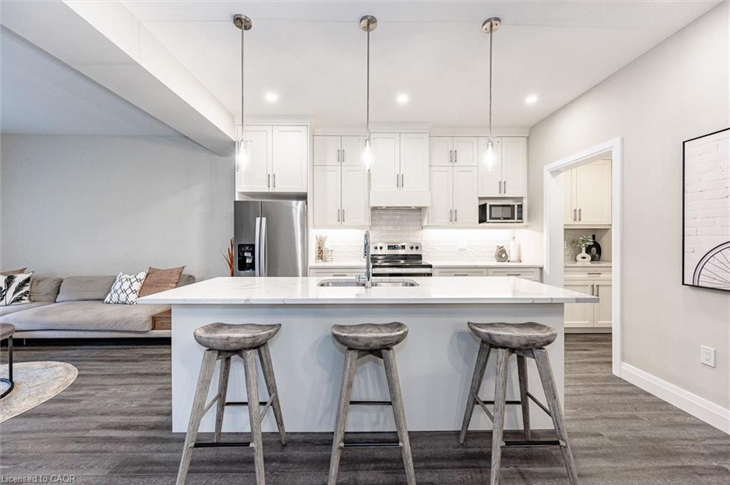 3-35 Wideman Boulevard Unit: 3
