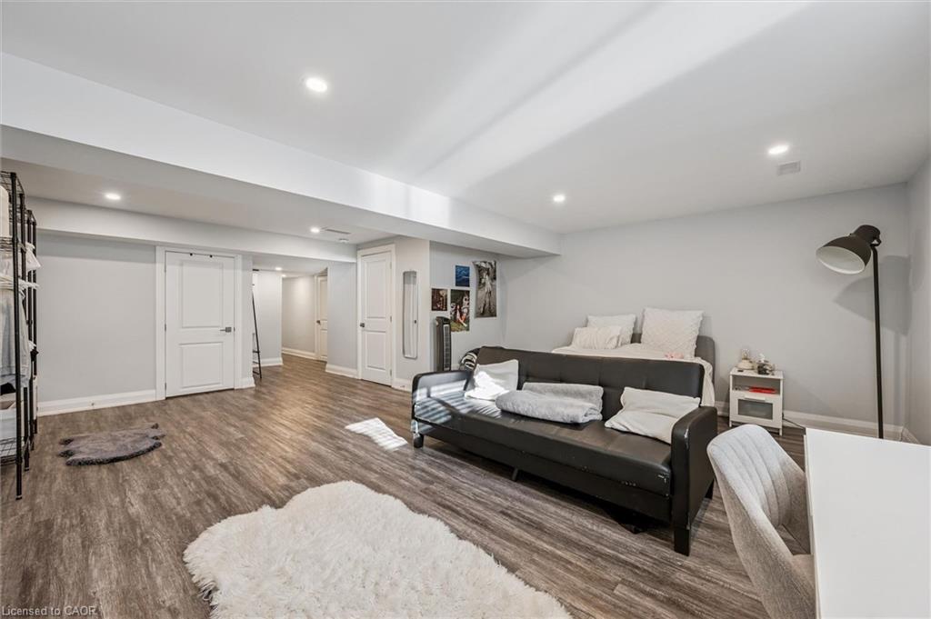 3-35 Wideman Boulevard Unit: 3