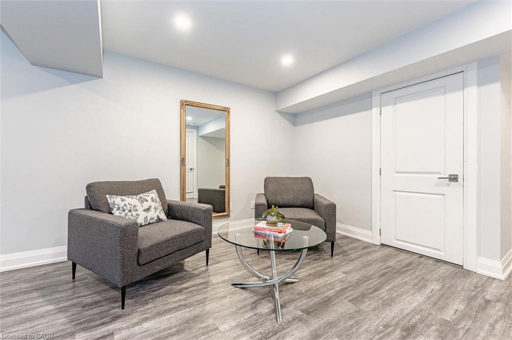 3-35 Wideman Boulevard Unit: 3