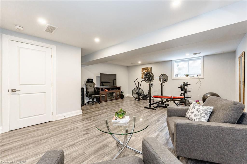 3-35 Wideman Boulevard Unit: 3