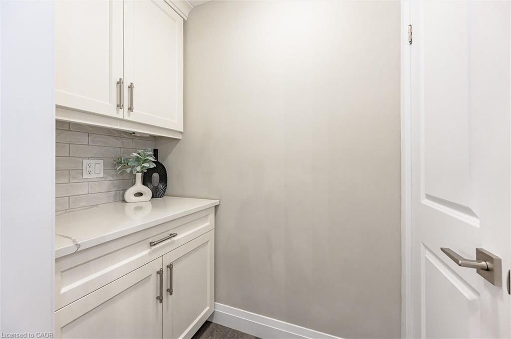 3-35 Wideman Boulevard Unit: 3