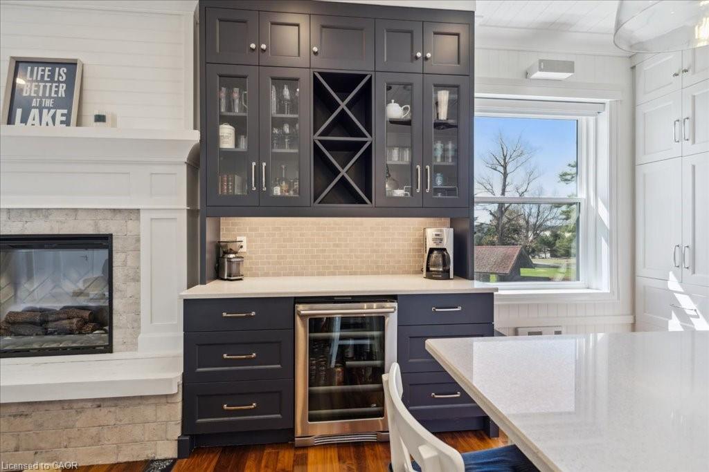 12 Bigwin Island Road Unit: 202/206