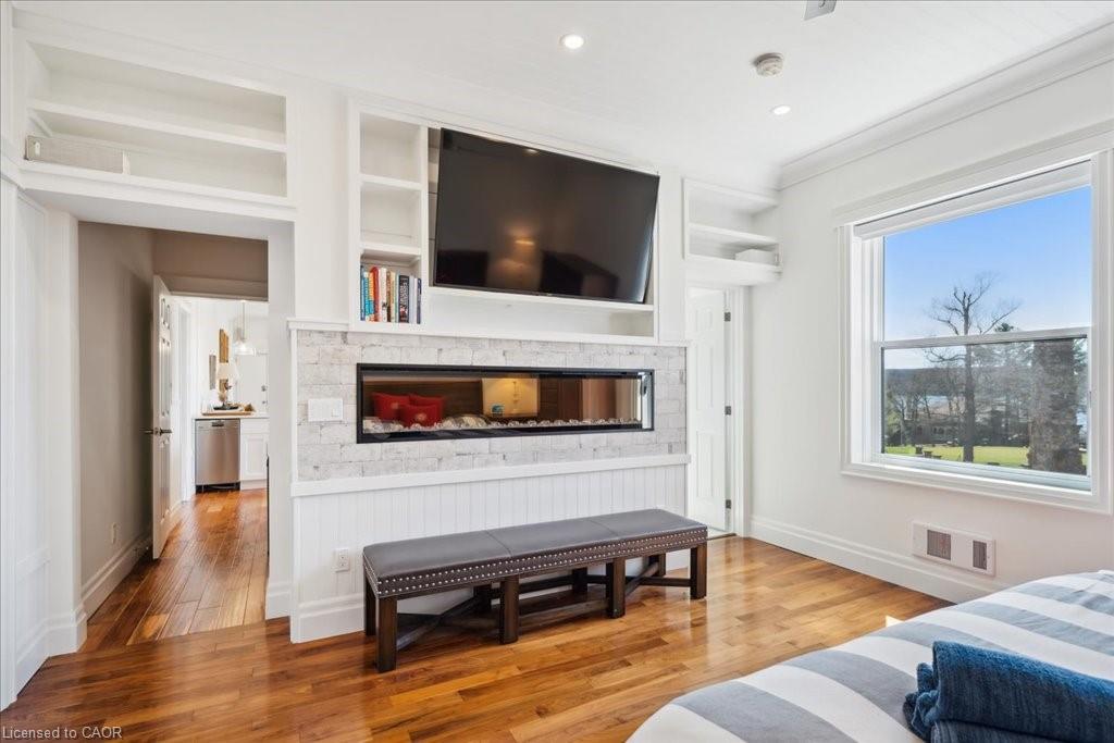 12 Bigwin Island Road Unit: 202/206