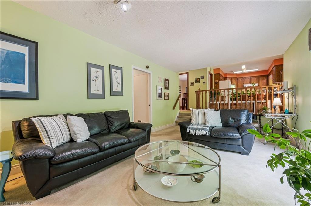 18 Mcelderry Road