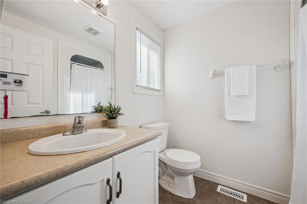 6-361 Arkell Road Unit: 6