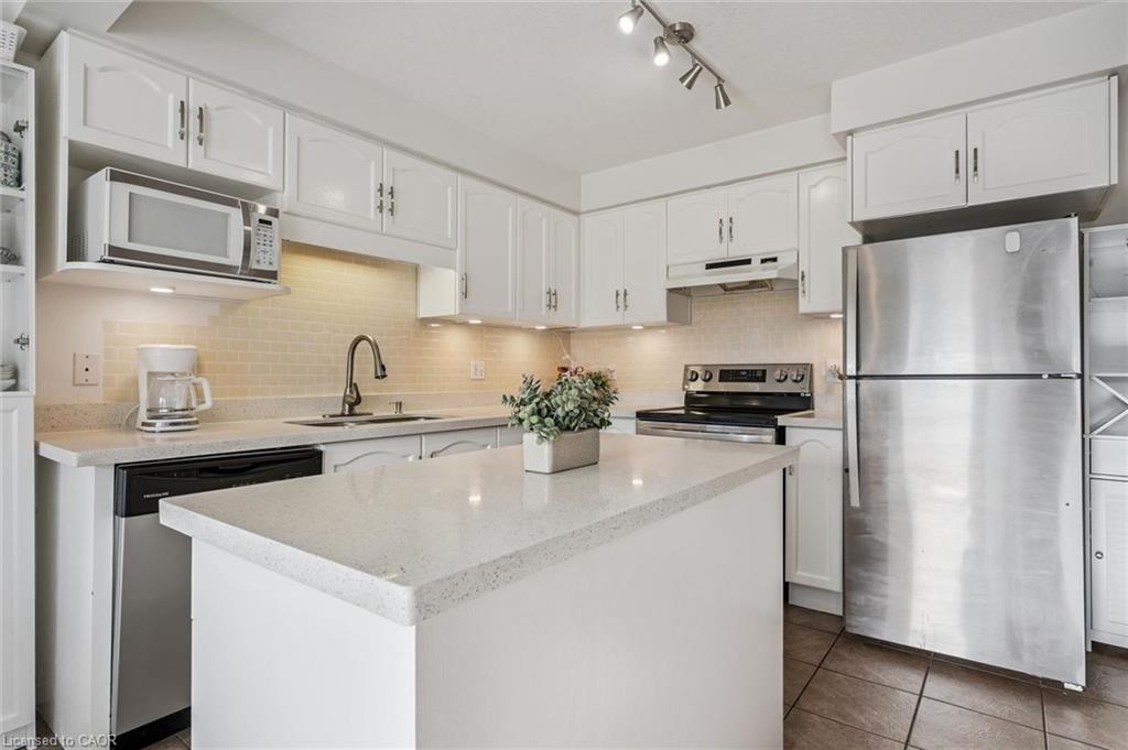 6-361 Arkell Road Unit: 6