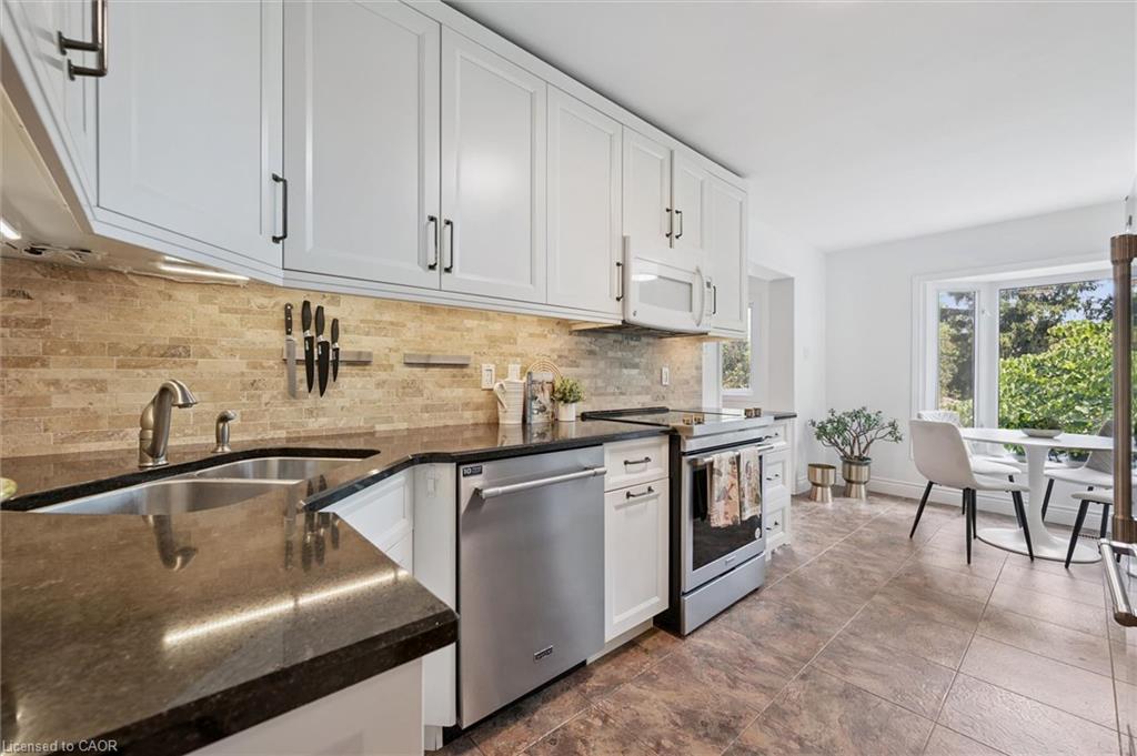 149-295 Water Street Unit: 149