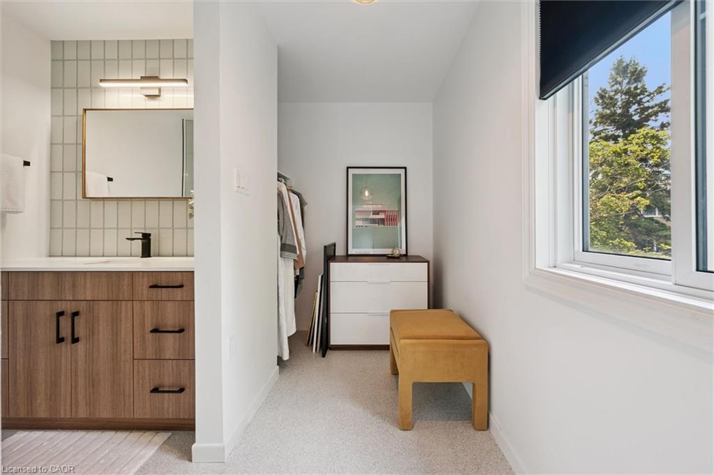 149-295 Water Street Unit: 149