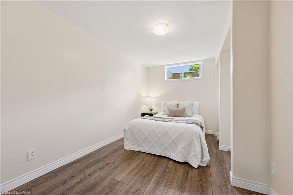73 Waxwing Crescent