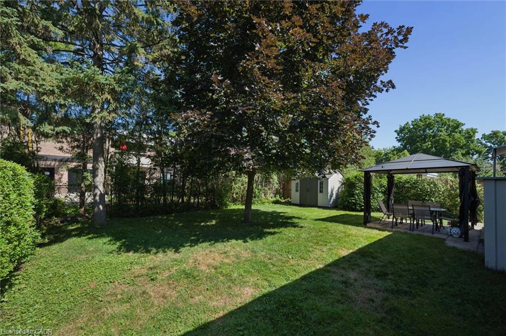 10 Paul Avenue