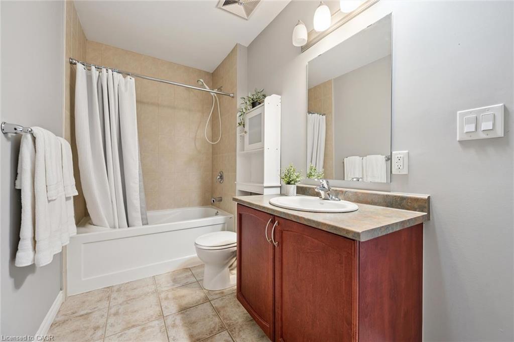 113-2 Colonial Drive Unit: 113