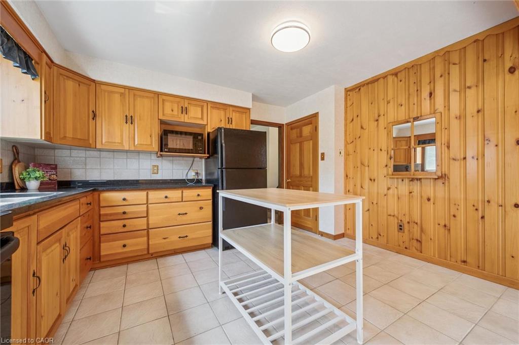 85 Sleeman Avenue