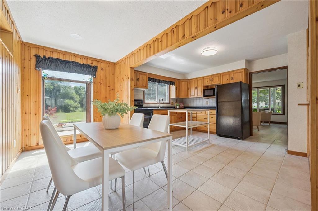 85 Sleeman Avenue